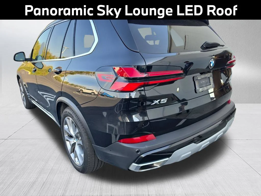 Used 2024 Black Sapphire Metallic BMW xDrive40i image 7