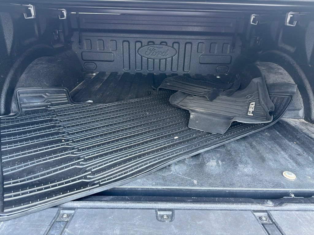 Used 2023 Gray Metallic Ford XLT image 9