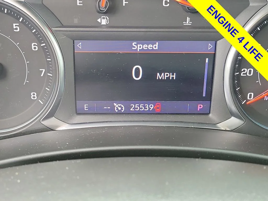 Used 2022 Summit White Chevrolet Premier image 9