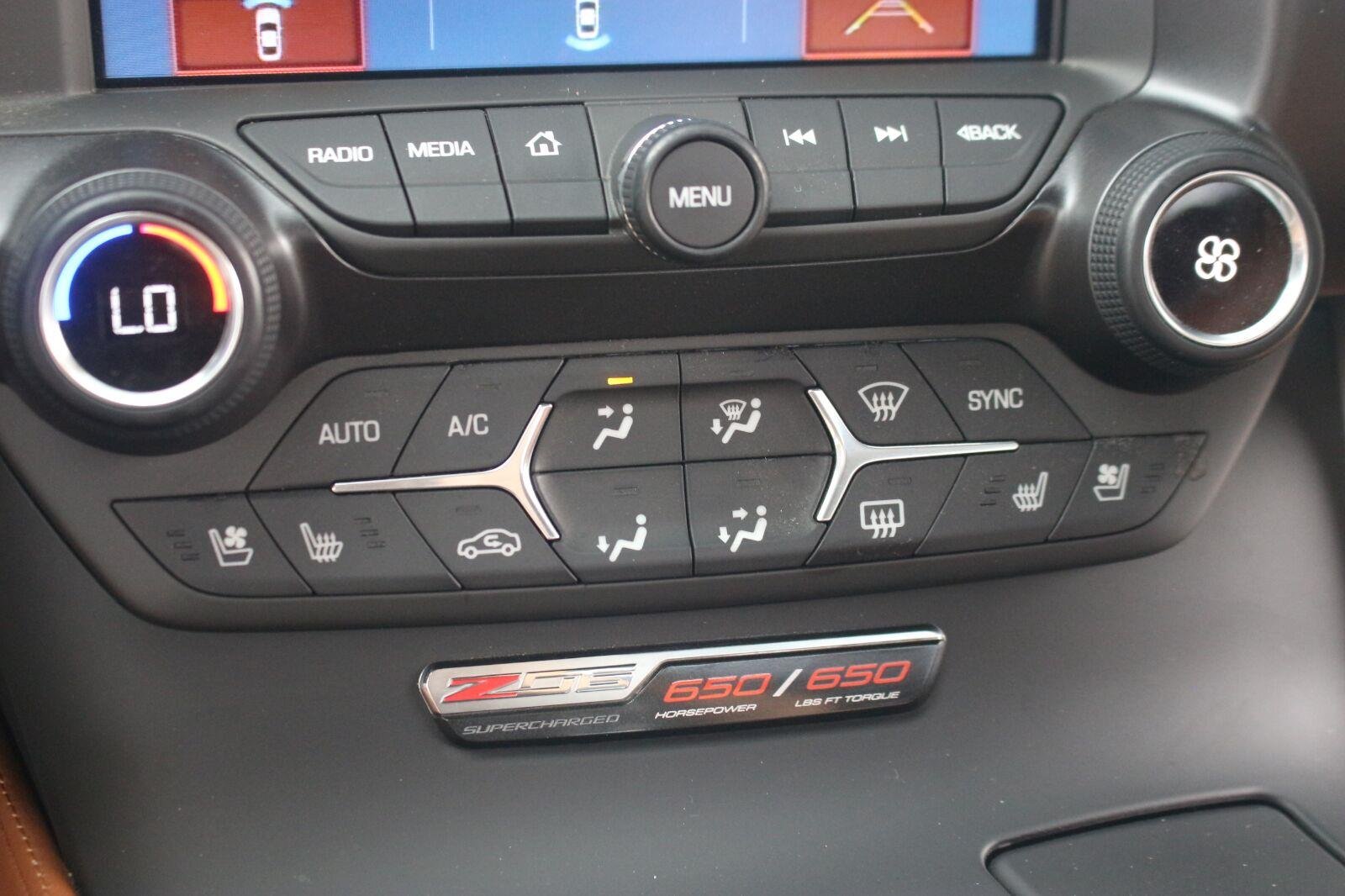 Used 2019 LONG BEACH RED METALLIC TINTCOAT Chevrolet Z06 2LZ image 30