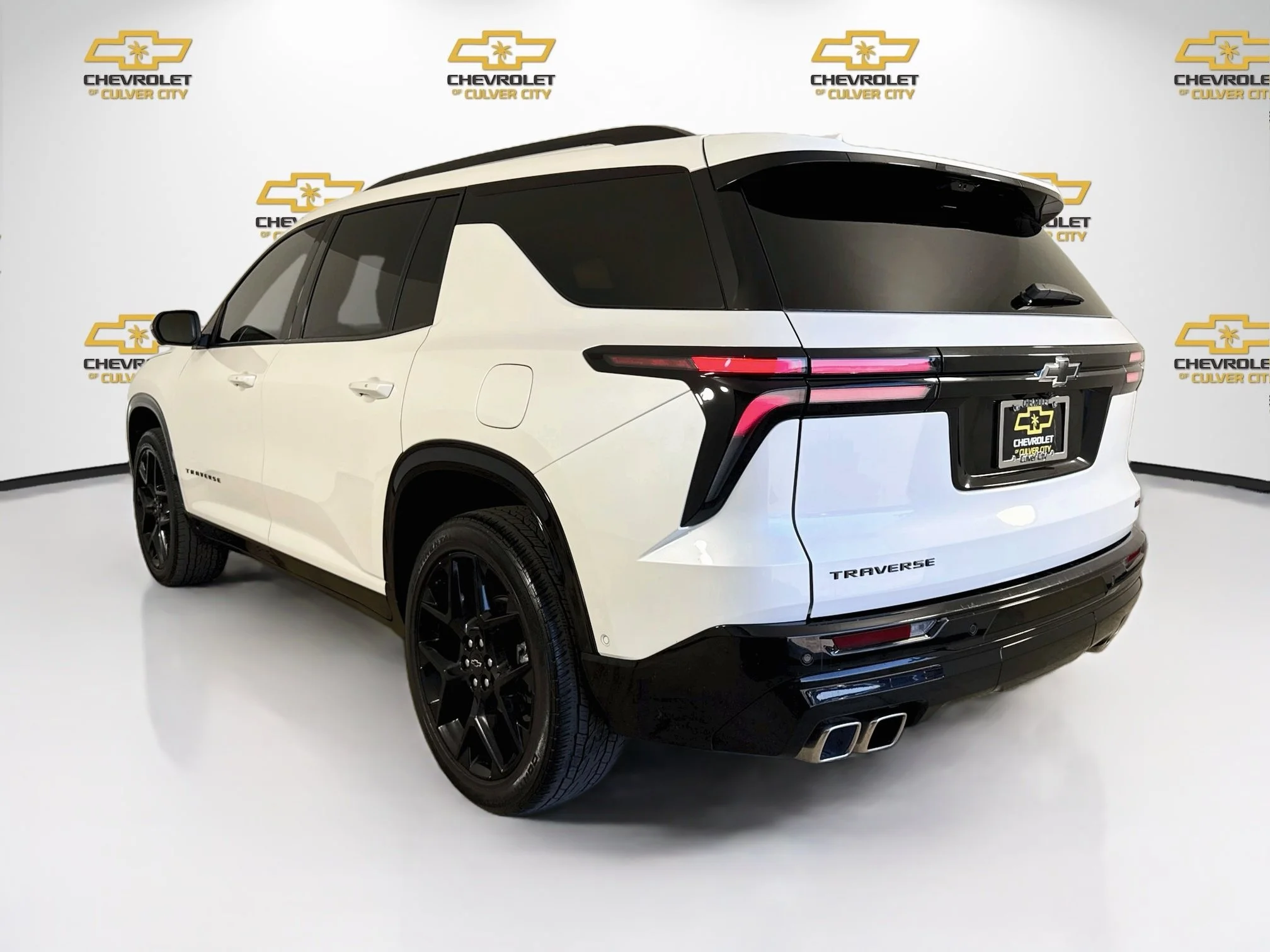 Used 2024 Iridescent Pearl Tricoat Chevrolet RS image 6