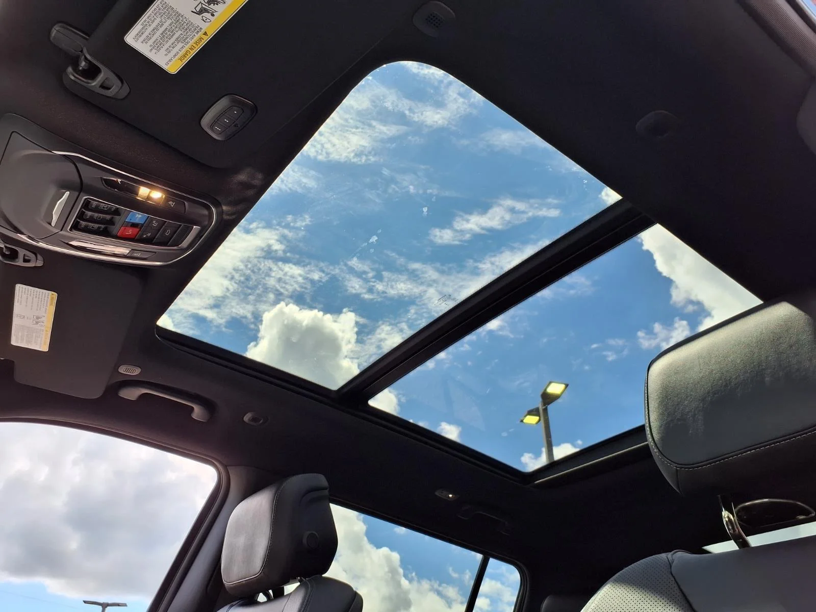 New 2026 Baltic Gray Metallic Clearcoat Jeep Limited Altitude image 7