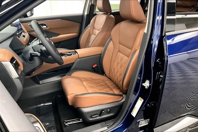 2025 Nissan Rogue Platinum - Photo 10