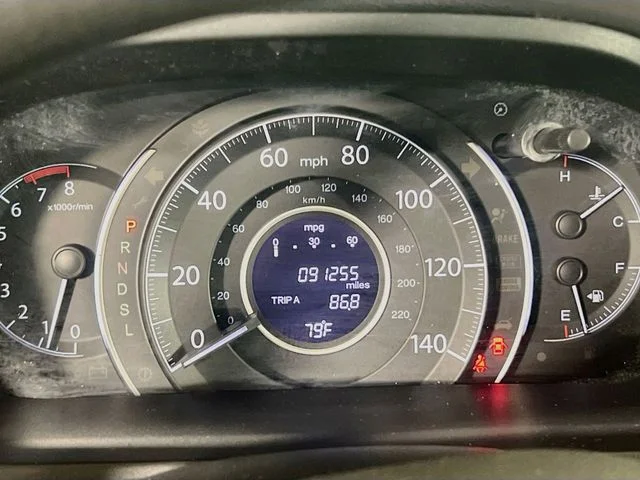 Used 2015 Copper Sunset Pearl Honda LX image 9
