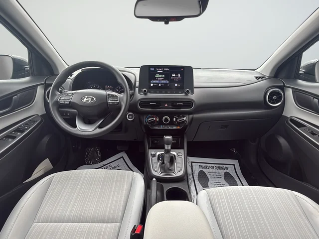 Used 2023 Gray Hyundai SEL image 9