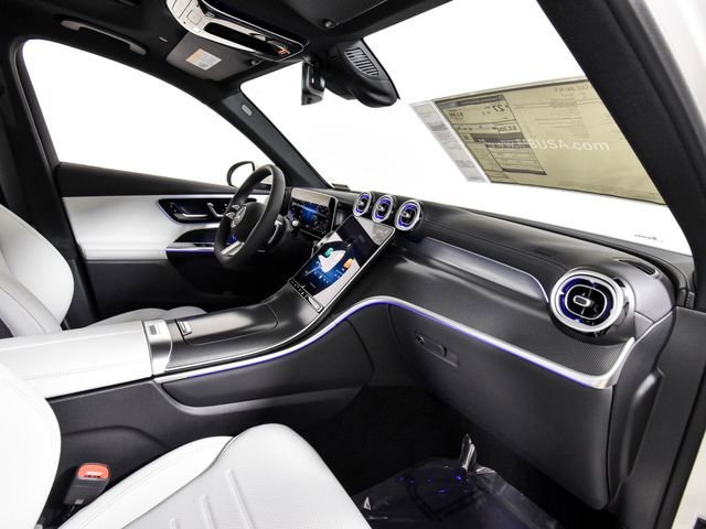 New 2026 Polar White Mercedes-Benz GLC 300 image 69
