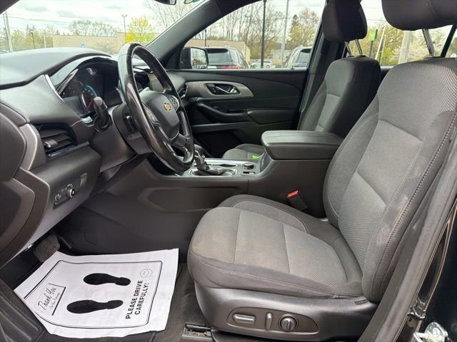Certified Used 2023 Mosaic Black Metallic Chevrolet LT Cloth image 24