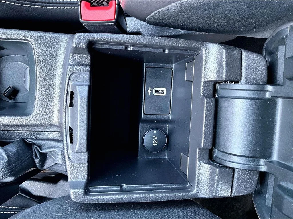 Used 2016 Blue Ford ST image 30