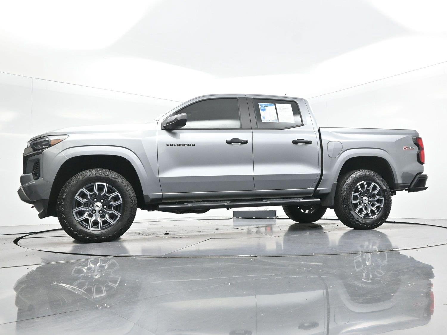 Used 2025 Sterling Gray Metallic Chevrolet Z71 image 45