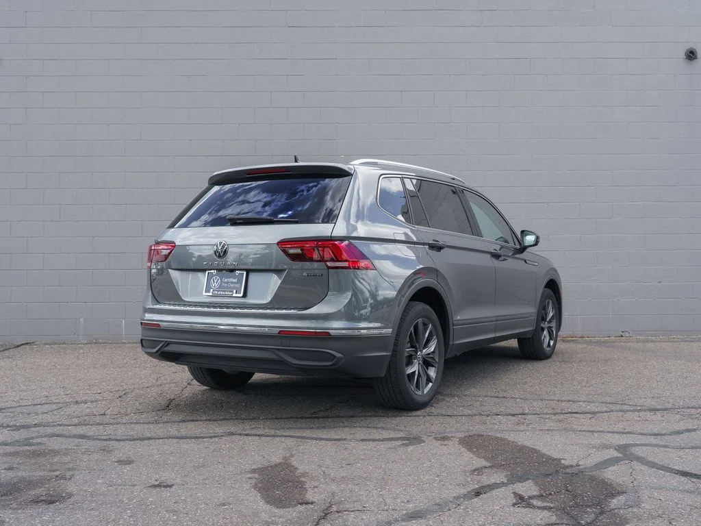 Certified Used 2023 Platinum Gray Metallic Volkswagen 2.0T SE image 7