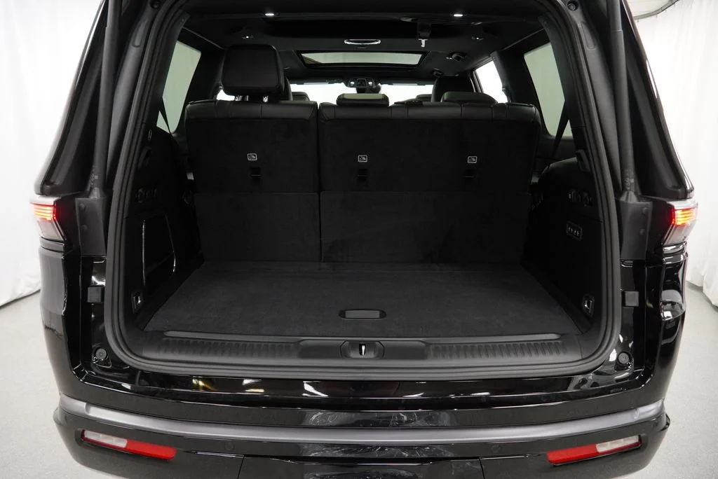 New 2026 High Gloss Black Exterior Paint Jeep  image 32