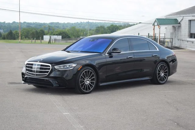 Used 2021 Black Mercedes-Benz S 580 image 20