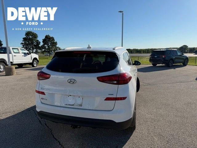 Used 2020 Winter White Hyundai Value image 11