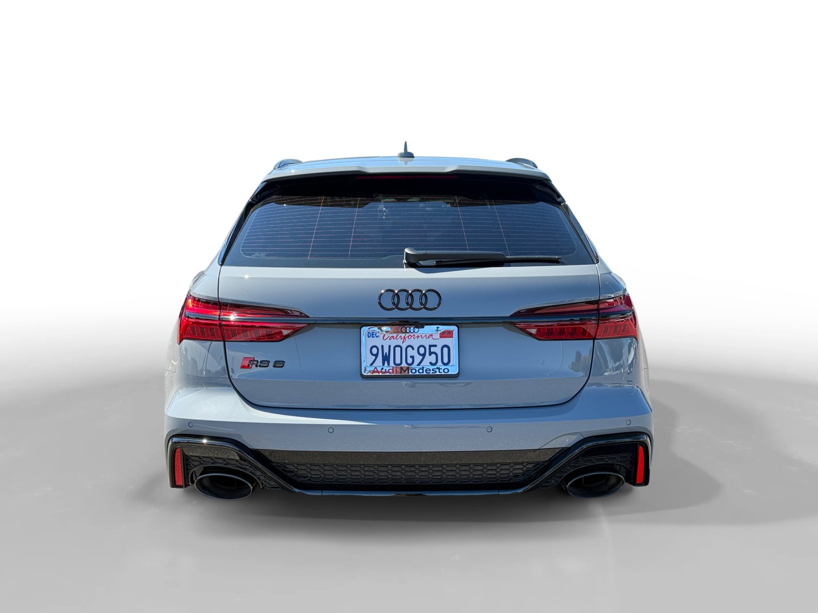 Used 2025 Nardo Gray Audi 4.0T image 4