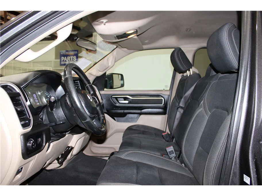 Used 2020 Granite Crystal Metallic Clearcoat Ram Big Horn image 10