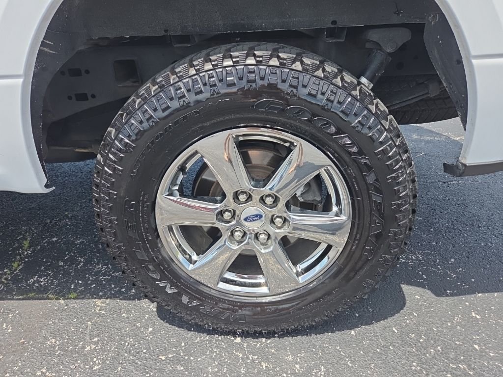 Used 2020 White Ford XLT image 18