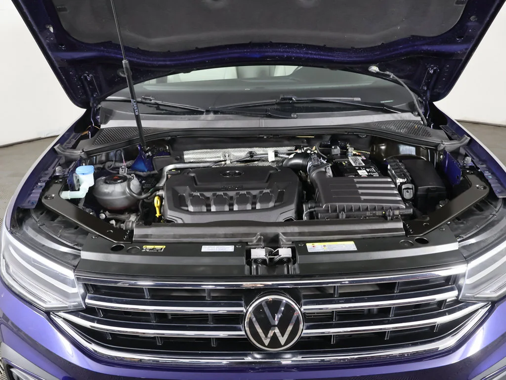 Used 2023 Blue Volkswagen 2.0T SE image 18