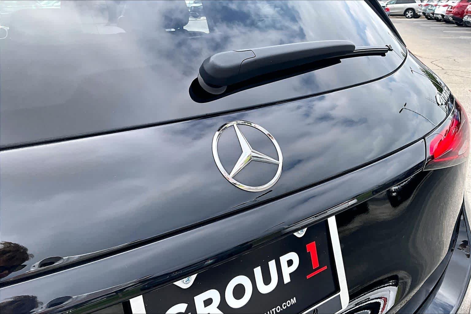 Used 2024 Black Mercedes-Benz GLC 300 image 31