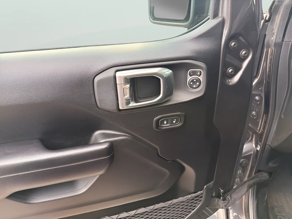 Used 2021 Gray Jeep Willys image 22