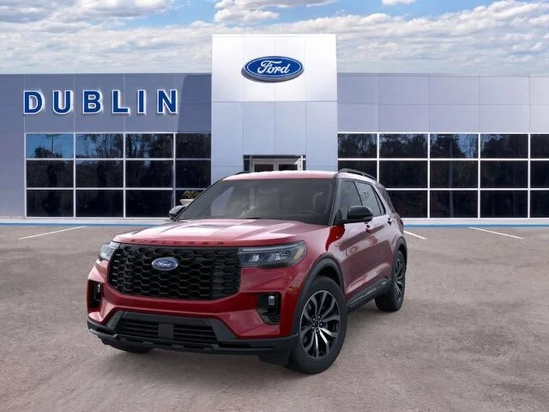 New 2026 Rapid Red Metallic Tinted Clearcoat Ford ST-Line image 2