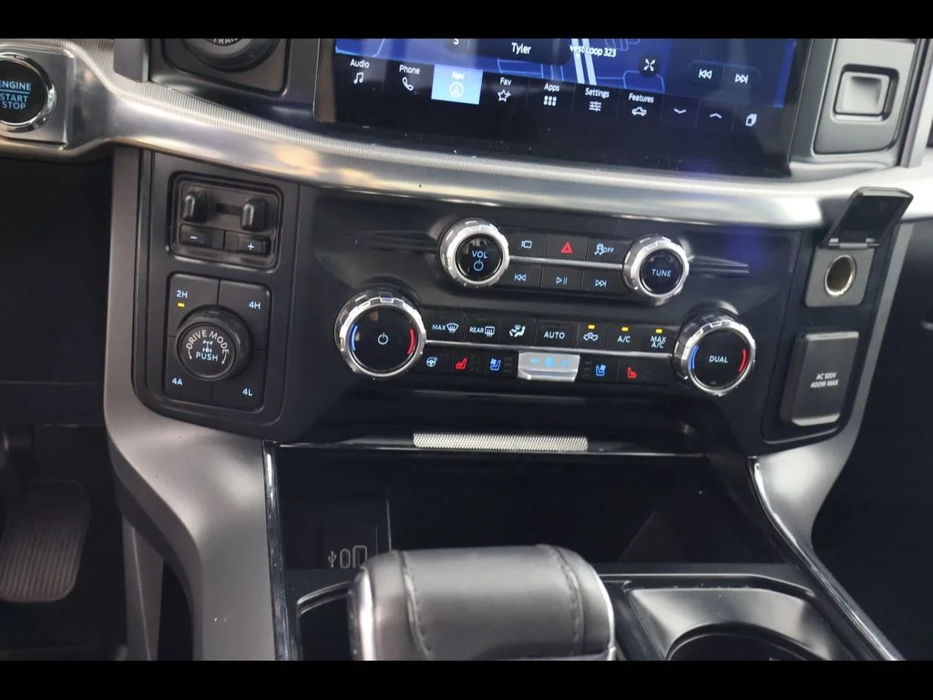 Used 2025 Gray Ford Lariat image 17