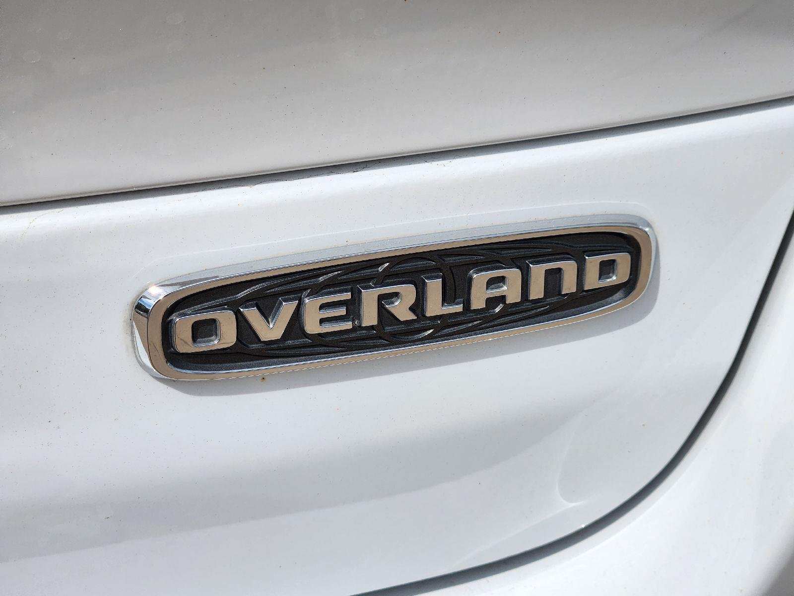 Used 2022 Bright White Clearcoat Jeep Overland image 12