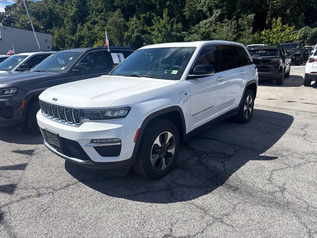 Used 2023 White Jeep 4xe image 1