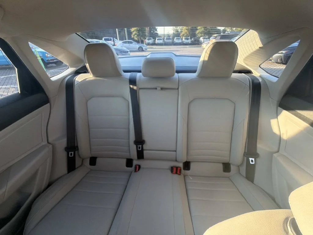 Used 2022  Volkswagen 1.5T SE image 25