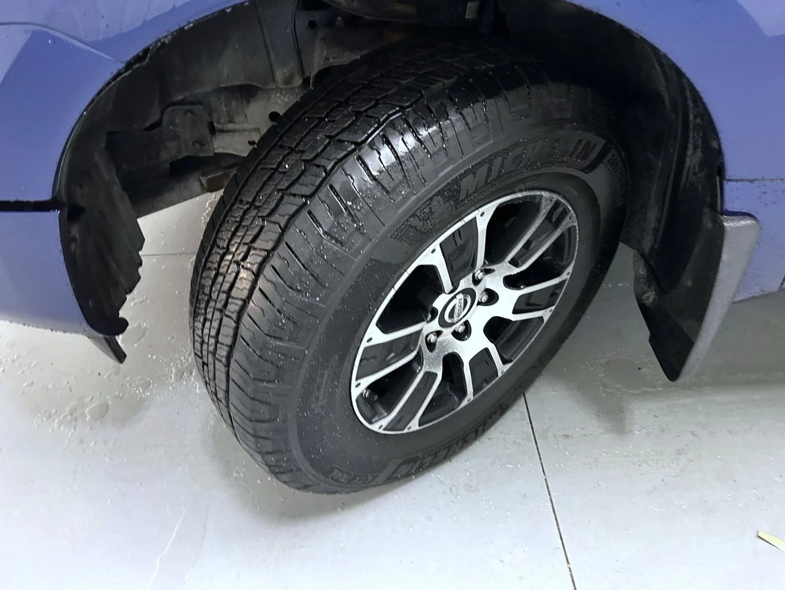 Used 2021 Blue Nissan SV image 23