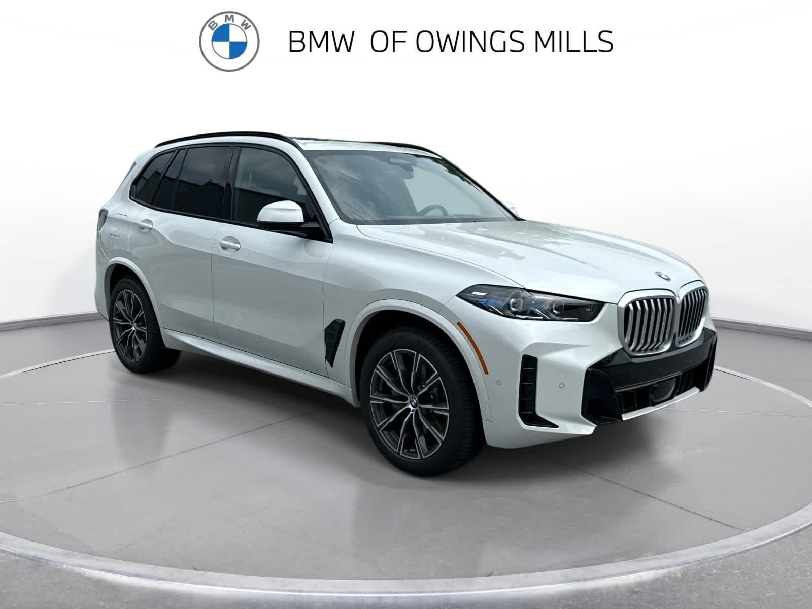 New 2026 Mineral White Metallic BMW xDrive40i image 10