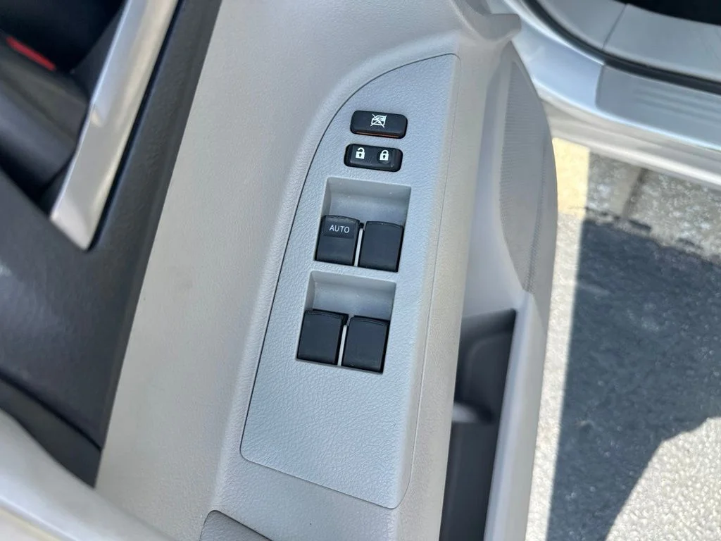 Used 2013 Classic Silver Metallic Toyota SE image 23