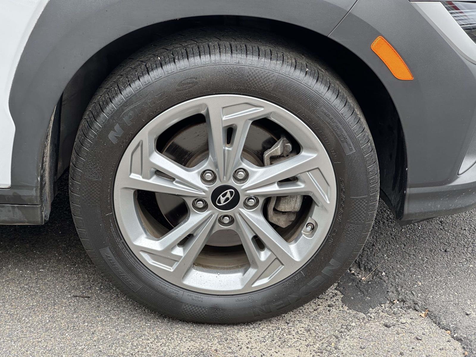 2023 Hyundai Kona SEL - Photo 11