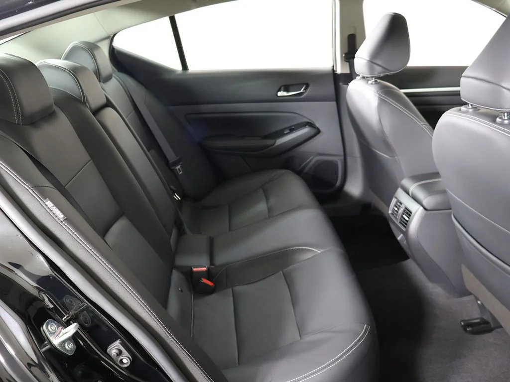 Used 2023 Black Nissan 2.5 SL image 37