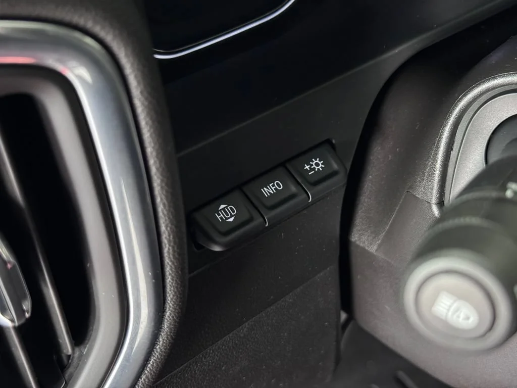 Certified Used 2022 Onyx Black GMC Denali image 28