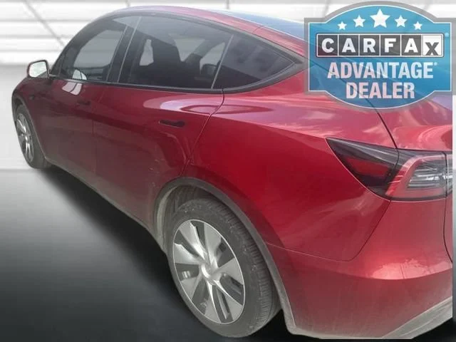 Used 2024  Tesla Long Range image 3