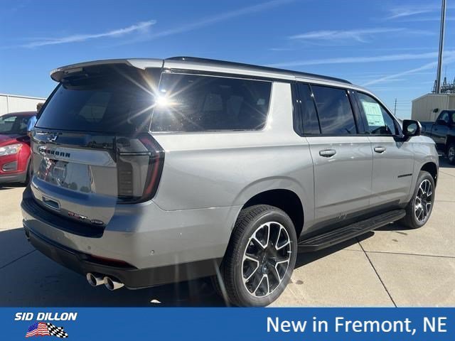 New 2026 Sterling Gray Metallic Chevrolet RST image 3