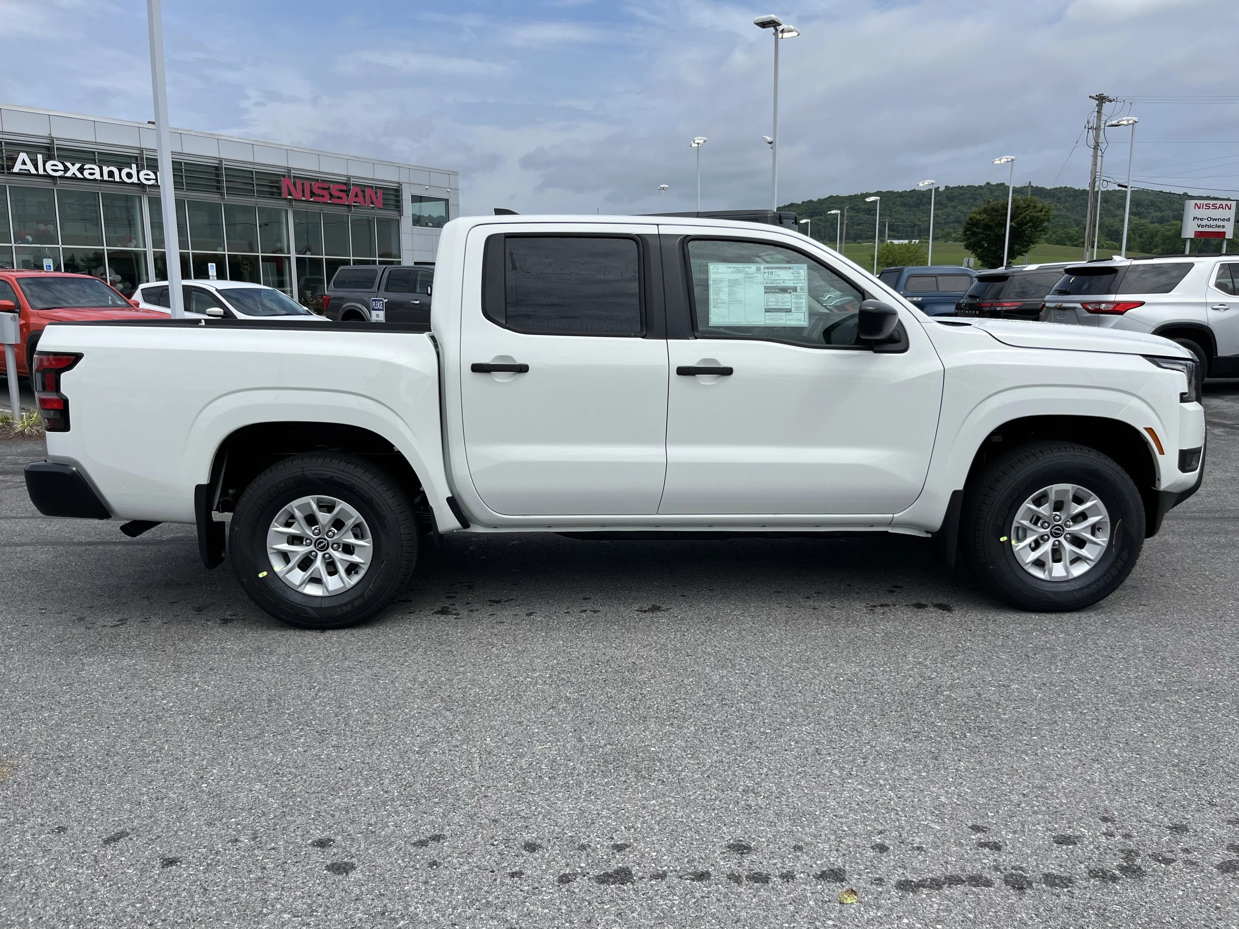 New 2026 Glacier White Nissan Crew Cab S image 2
