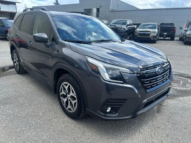 2024 Subaru Forester Premium's photo