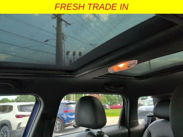 Used 2016 Blue MINI Base image 10