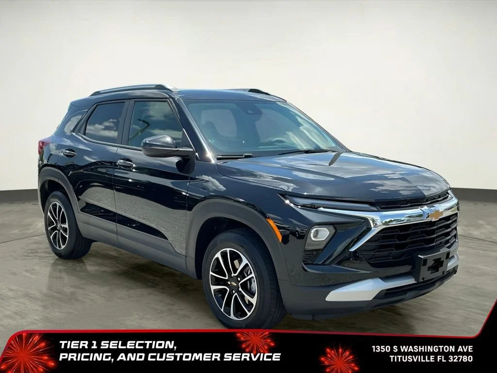 Used 2025 Mosaic Black Metallic Chevrolet LT image 9