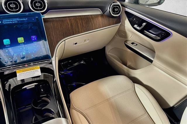 New 2027 Verde Silver Metallic Mercedes-Benz GLC 300 image 51