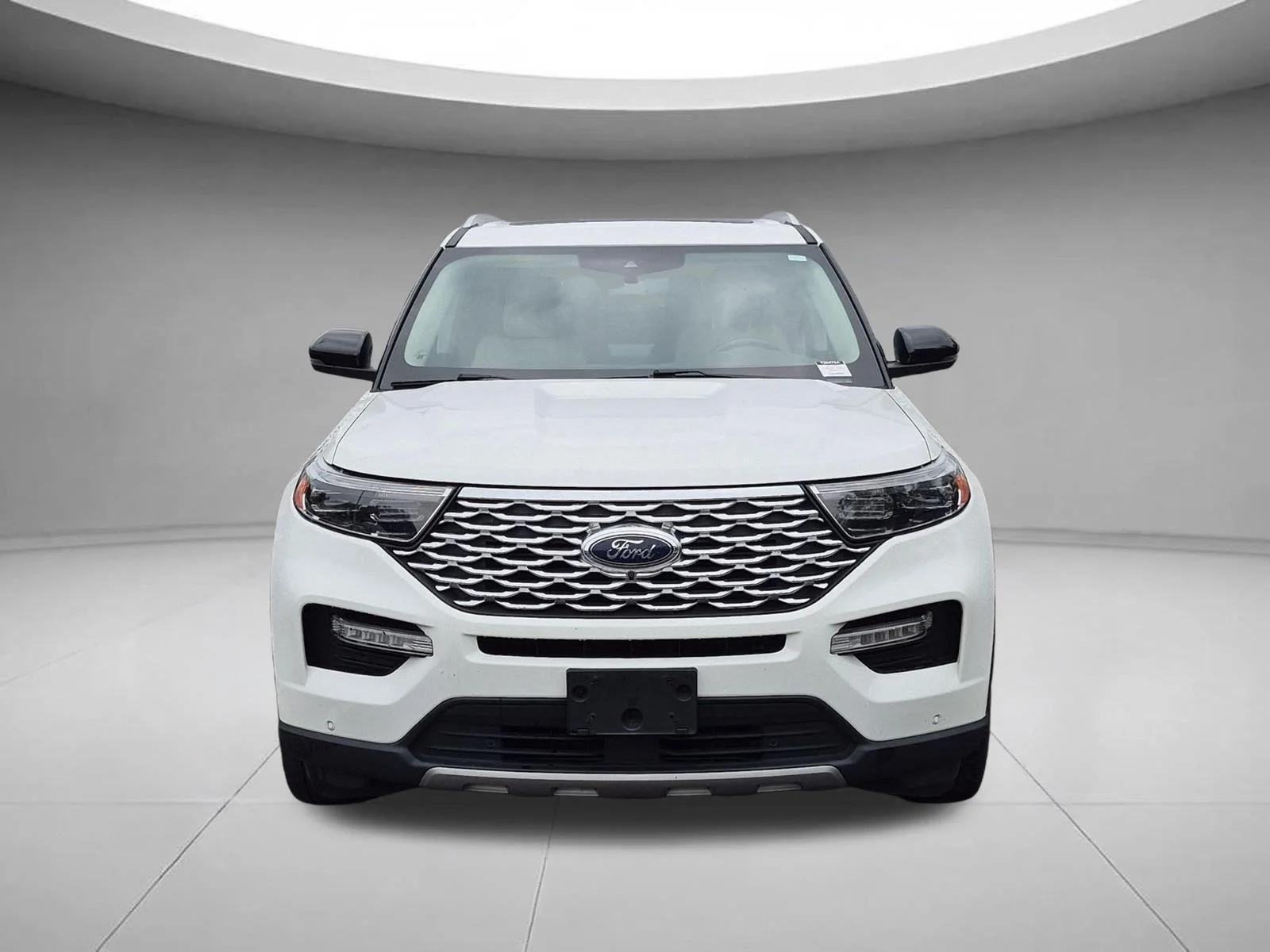 Used 2022 Star White Metallic Tri-Coat Ford Platinum image 8