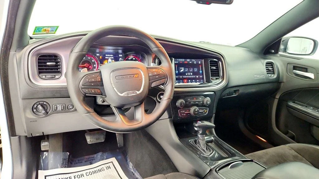 Used 2019 White Knuckle Clearcoat Dodge Charger GT w/ Performance Handling, Plus & Blacktop Pkgs image 13