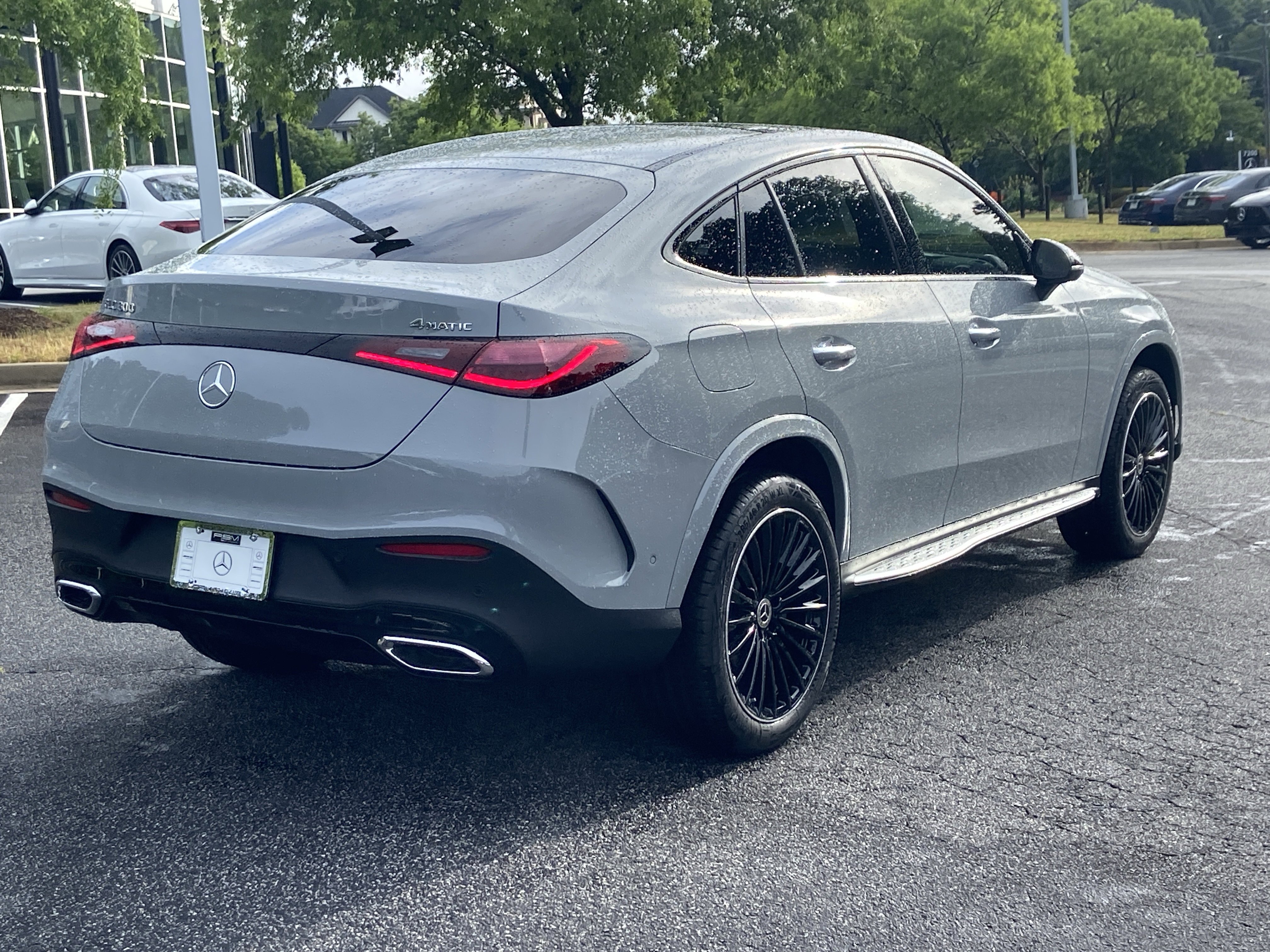 New 2026 MANUFAKTUR Alpine Grey Mercedes-Benz GLC 300 4MATIC® Coupe image 6
