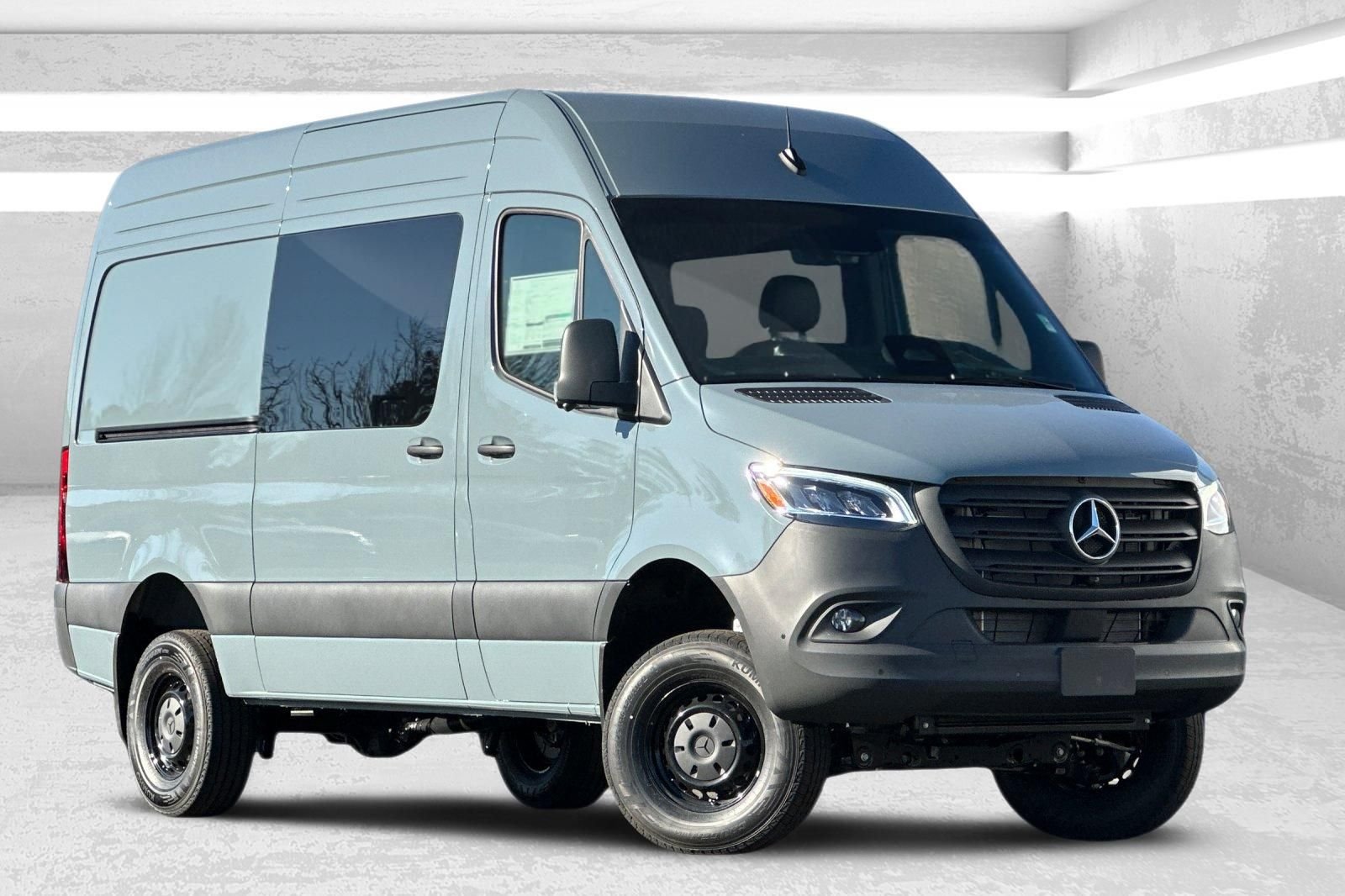 2026 Mercedes-Benz Sprinter 2500 144 WB HO AWD's photo