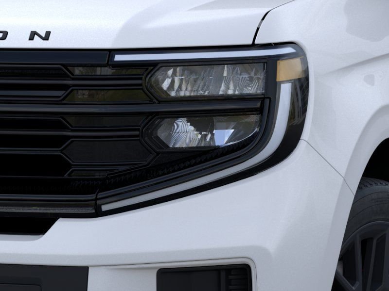 New 2025 Star White Metallic Tri-Coat Ford Platinum® MAX image 41