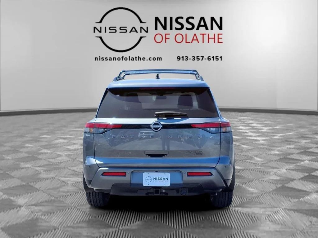 New 2026 Gun Metallic Nissan Platinum image 28