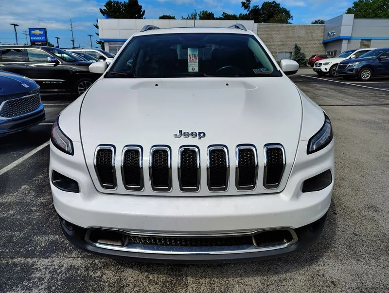 Used 2016 White Jeep Limited image 2