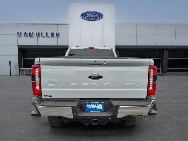New 2026 Avalanche Ford F-250® XLT image 25