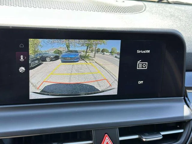 Used 2024 Clear White/Black Roof Kia S image 21